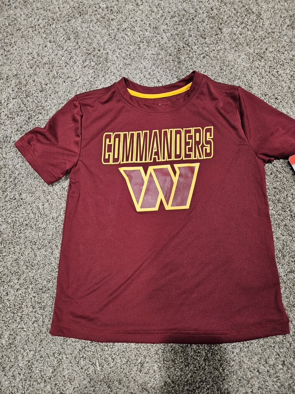 Kids Sz Med 5/6 youth Washington Commanders t-shirt